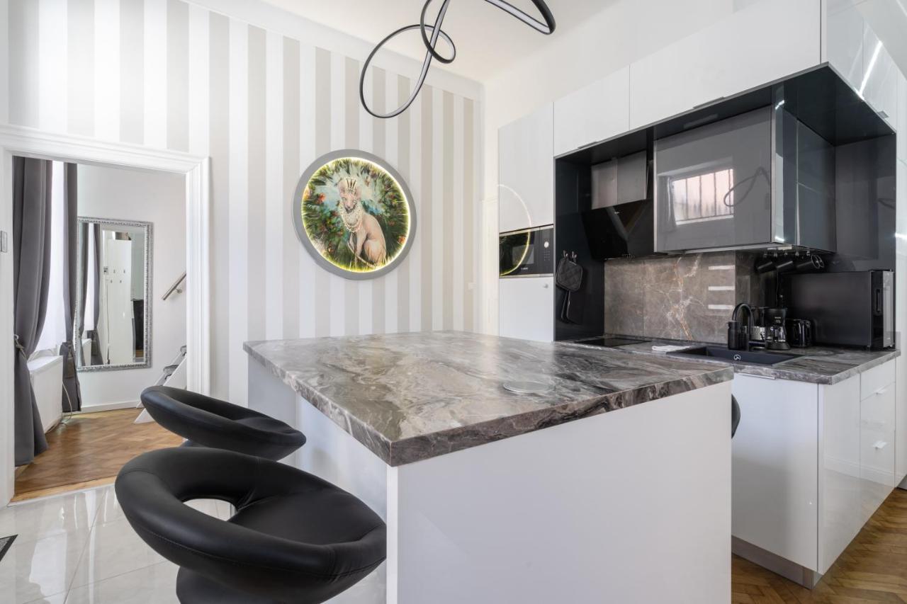 Galaxy Cube Apartment بودابست المظهر الخارجي الصورة